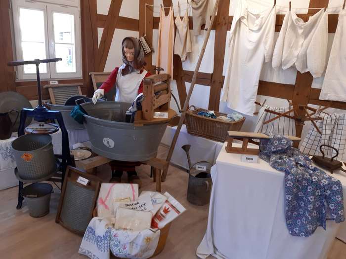 Waschen in vergangenen Zeiten Waschen in vergangenen Zeiten