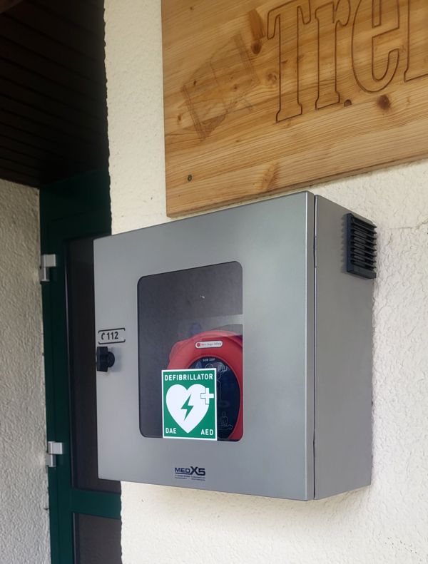 Defibrillator am DGH Neudorf Defibrillator am DGH Neudorf