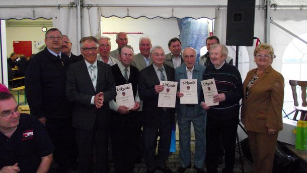 90 Jahre FFW - Ehrungen 90 Jahre FFW - Ehrungen