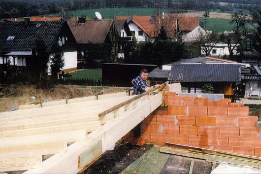 Zweiter Anbau neue Fahrzeugbox 1998 Zweiter Anbau neue Fahrzeugbox 1998