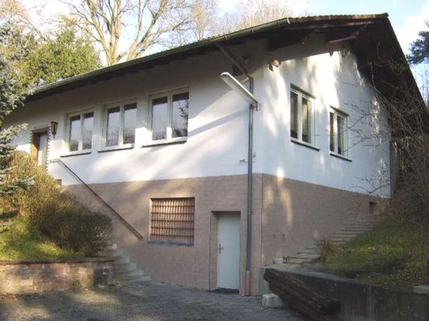 Schützenhaus des Schützenvereins Neudorf im Dezember 2007 Schützenhaus des Schützenvereins Neudorf im Dezember 2007
