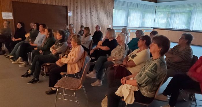 Zuhörer bei der Autorenlesung am 31.05.2024